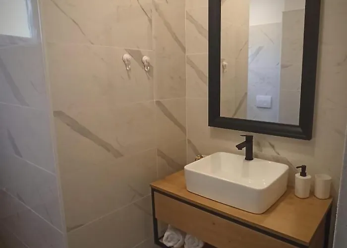 Modern Family Zara Apartman Pakostane