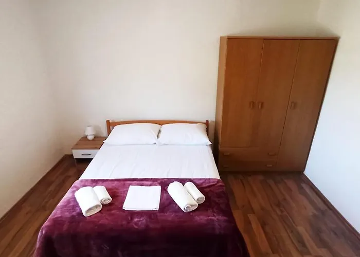 Apartman Modern Family Zara *