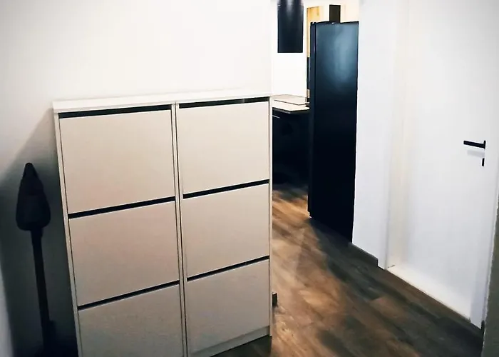 Modern Family Zara Apartman